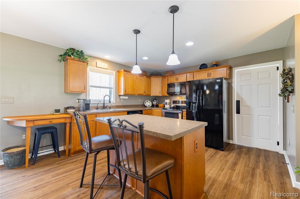 40880 Willis Road Belleville, MI 48111 - Photo 11 of 38 Gallery Image 11