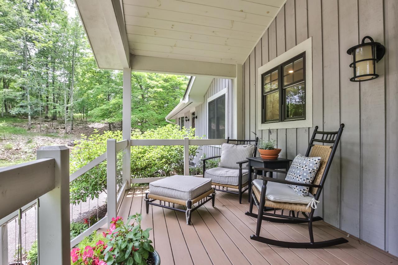 9875 Kawaga Road Minocqua, WI 54548 - Photo 2 of 30 Gallery Image 2