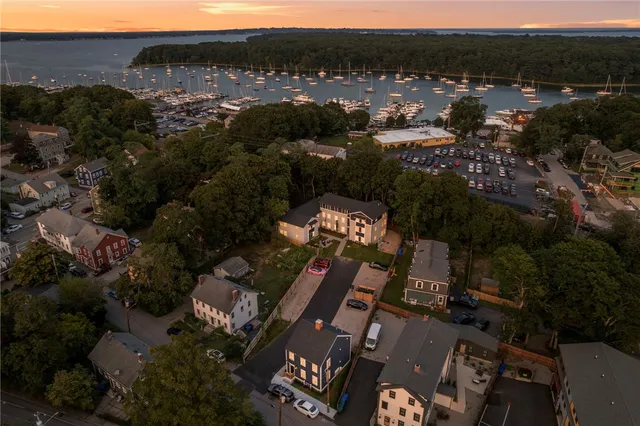 $359,900 | 32 Exchange Street, Unit 203, East Greenwich, RI 02818