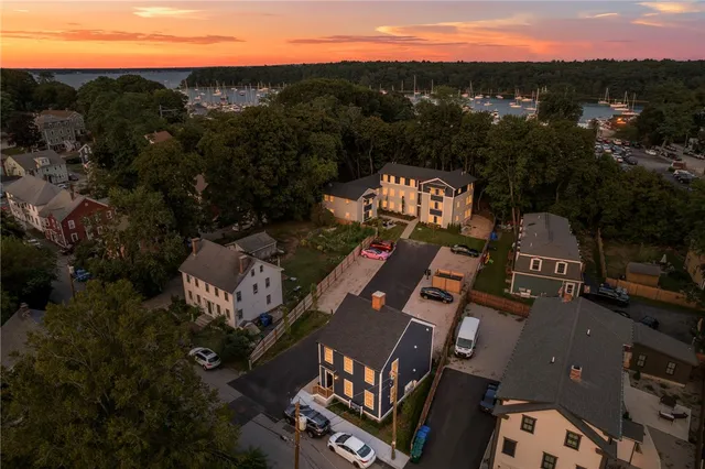 $359,900 | 32 Exchange Street, Unit 203, East Greenwich, RI 02818