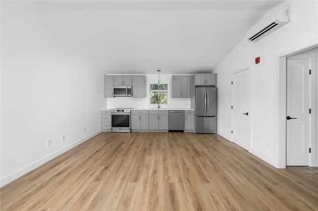 $359,900 | 32 Exchange Street, Unit 203, East Greenwich, RI 02818