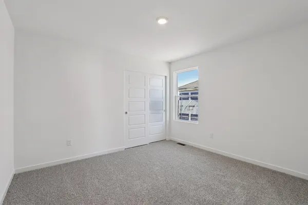 $469,990 | 7074 Oakmont Road, Mount Pleasant, WI 53403