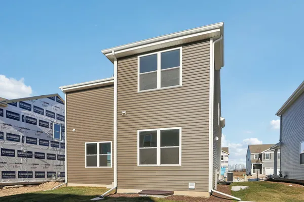 $469,990 | 7074 Oakmont Road, Mount Pleasant, WI 53403