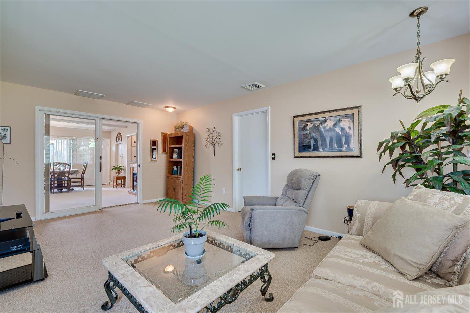 30 Walnut Street Edison, NJ 08817 - Photo 13 of 45