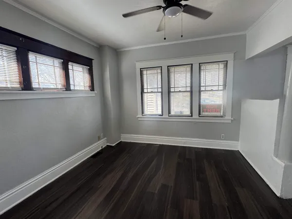 $1,350 | 321 Albert Avenue, Rockford, IL 61101