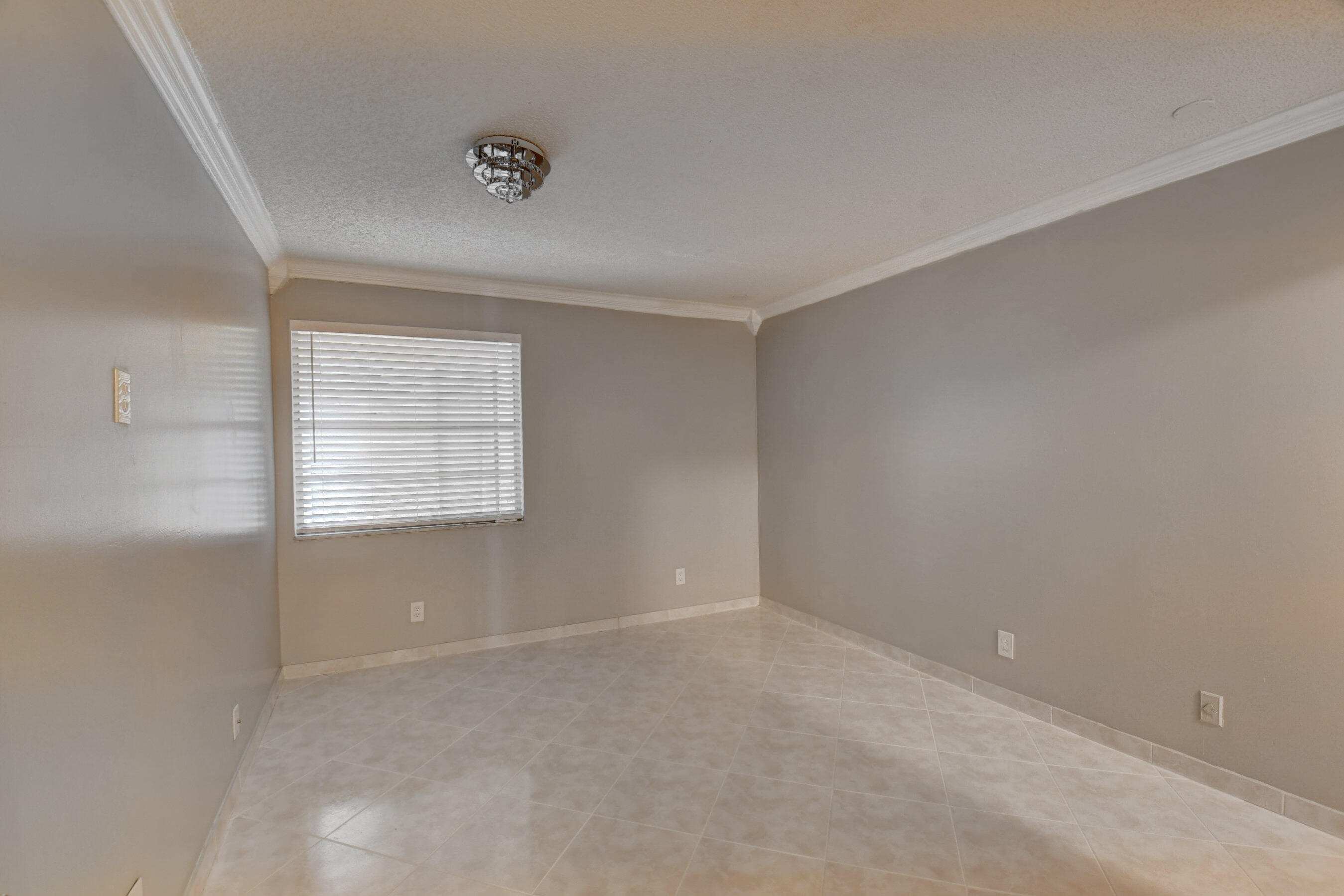 237 Piedmont F Delray Beach, FL 33484 - Photo 17 of 50 DSC_4816_17_18_19_20