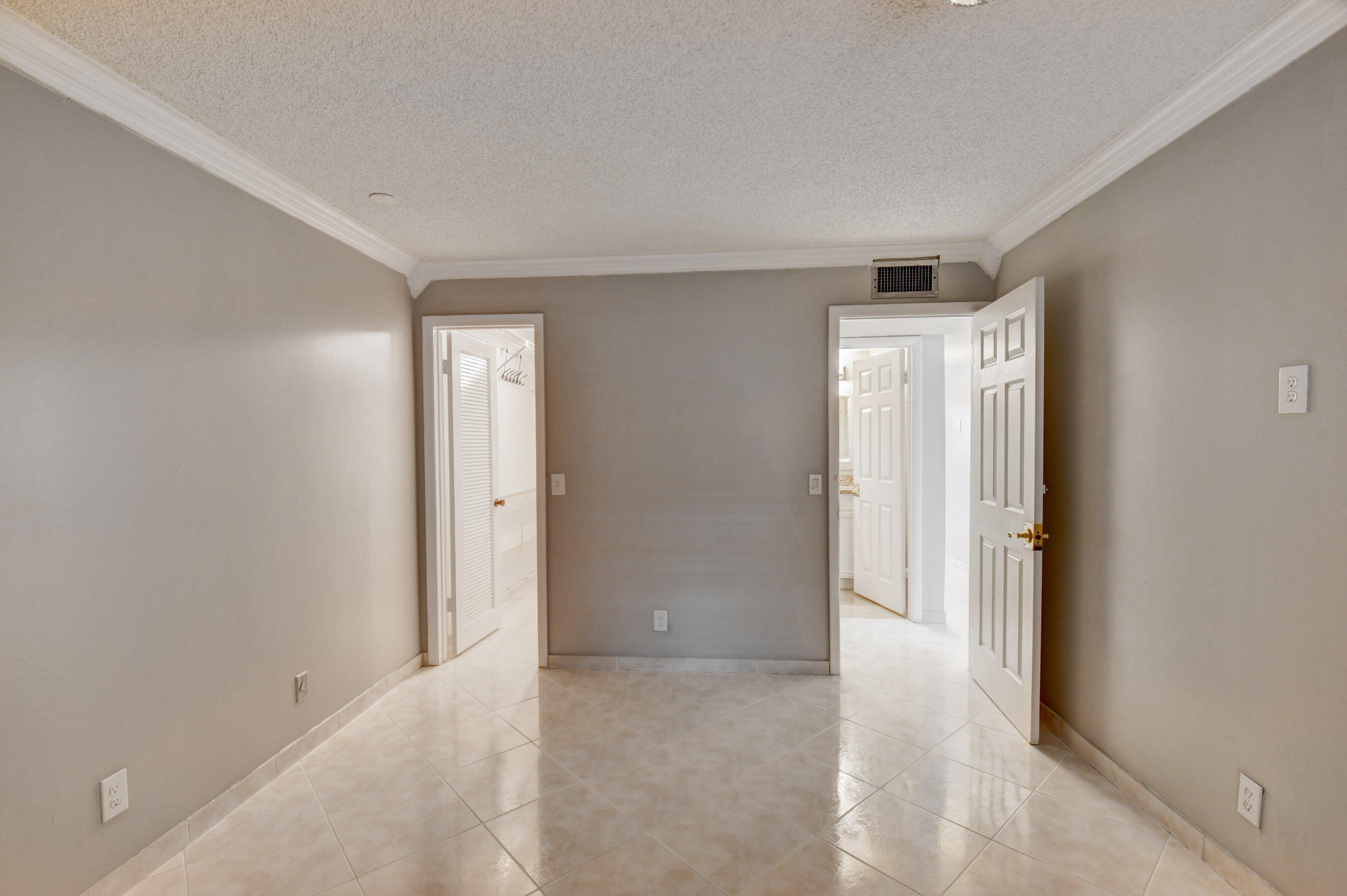 237 Piedmont F Delray Beach, FL 33484 - Photo 18 of 50 DSC_4821_2_3_4_5