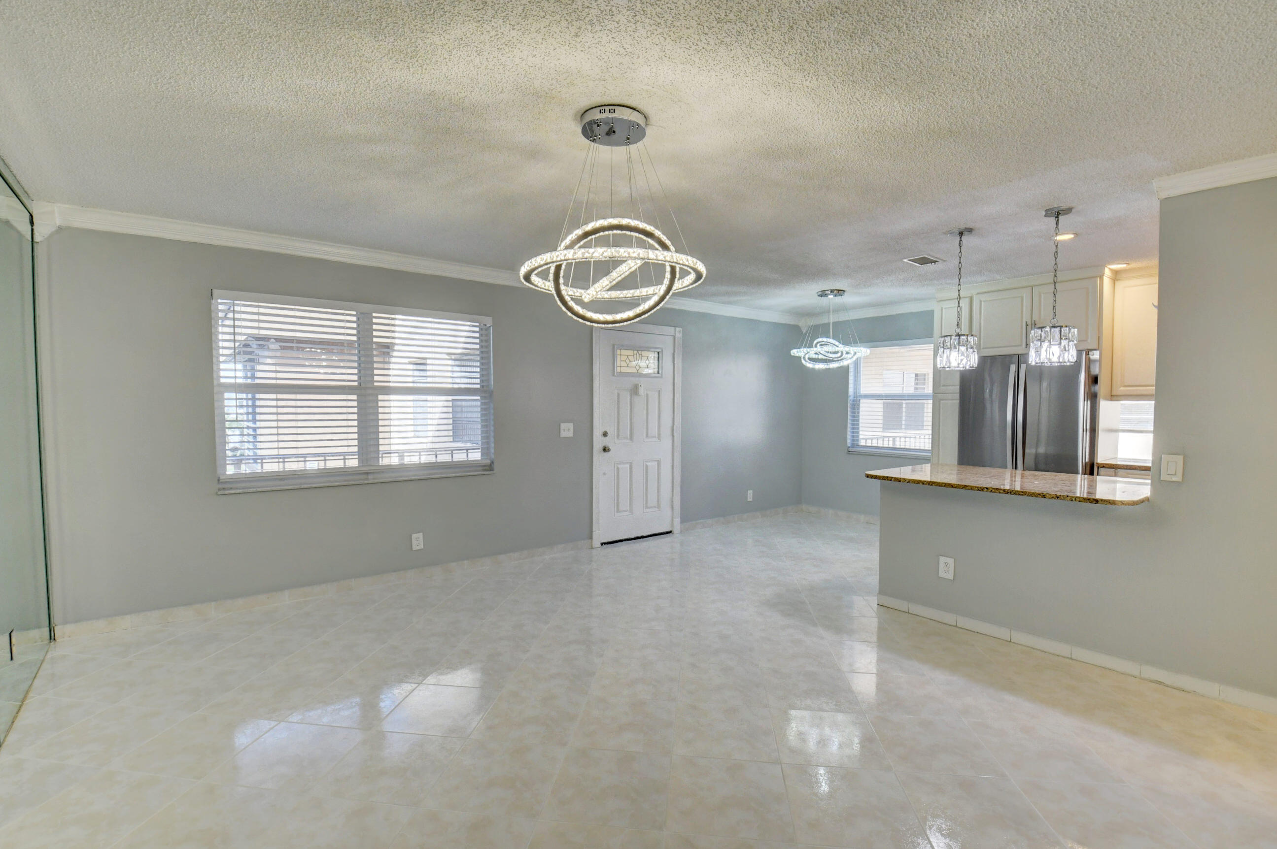 237 Piedmont F Delray Beach, FL 33484 - Photo 8 of 50 DSC_4761_2_3_4_5