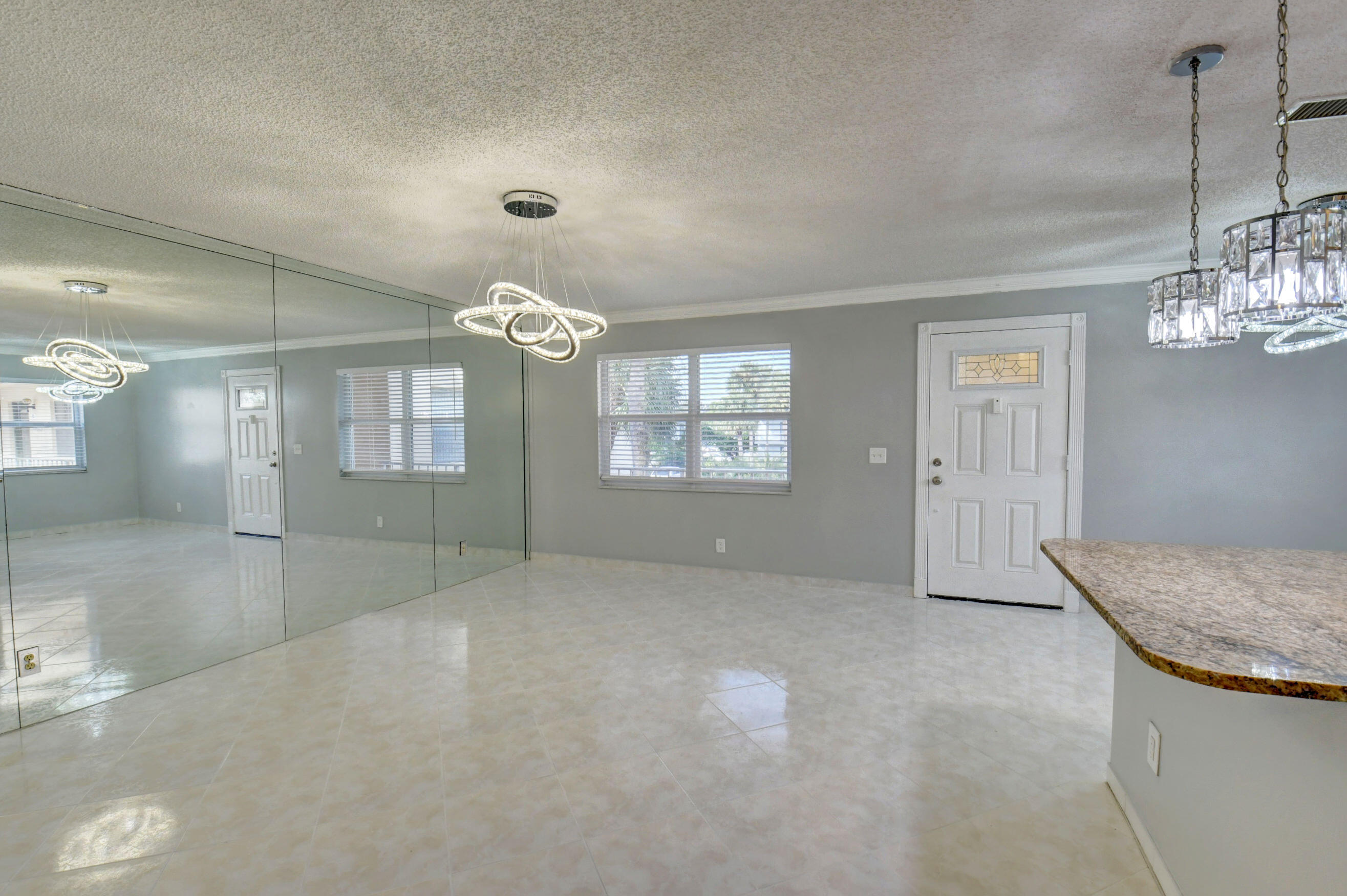 237 Piedmont F Delray Beach, FL 33484 - Photo 9 of 50 DSC_4766_67_68_69_70
