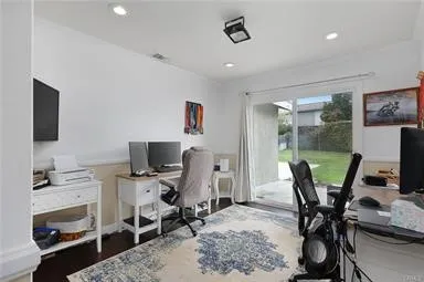 $4,000 | 624 Calle Tulipan, Thousand Oaks, CA 91360