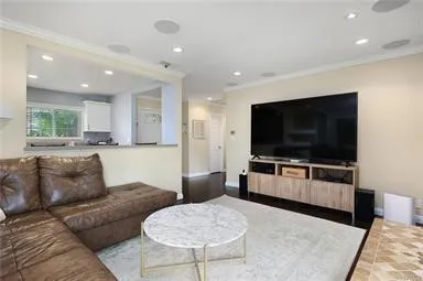 $4,000 | 624 Calle Tulipan, Thousand Oaks, CA 91360