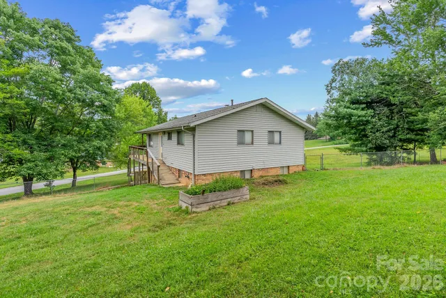 $435,000 | 18 Briar Fork Way, Unit 4, Fletcher, NC 28732