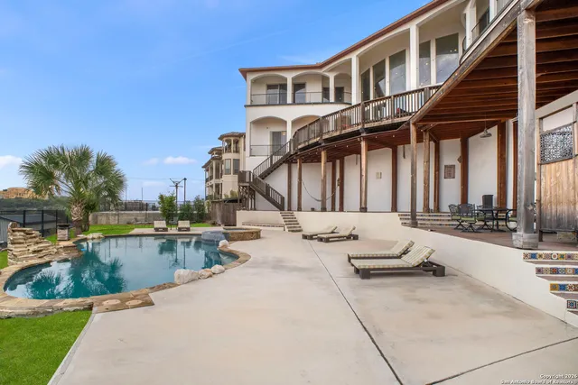 $2,000,000 | 18002 Granite Hill Drive, San Antonio, TX 78255