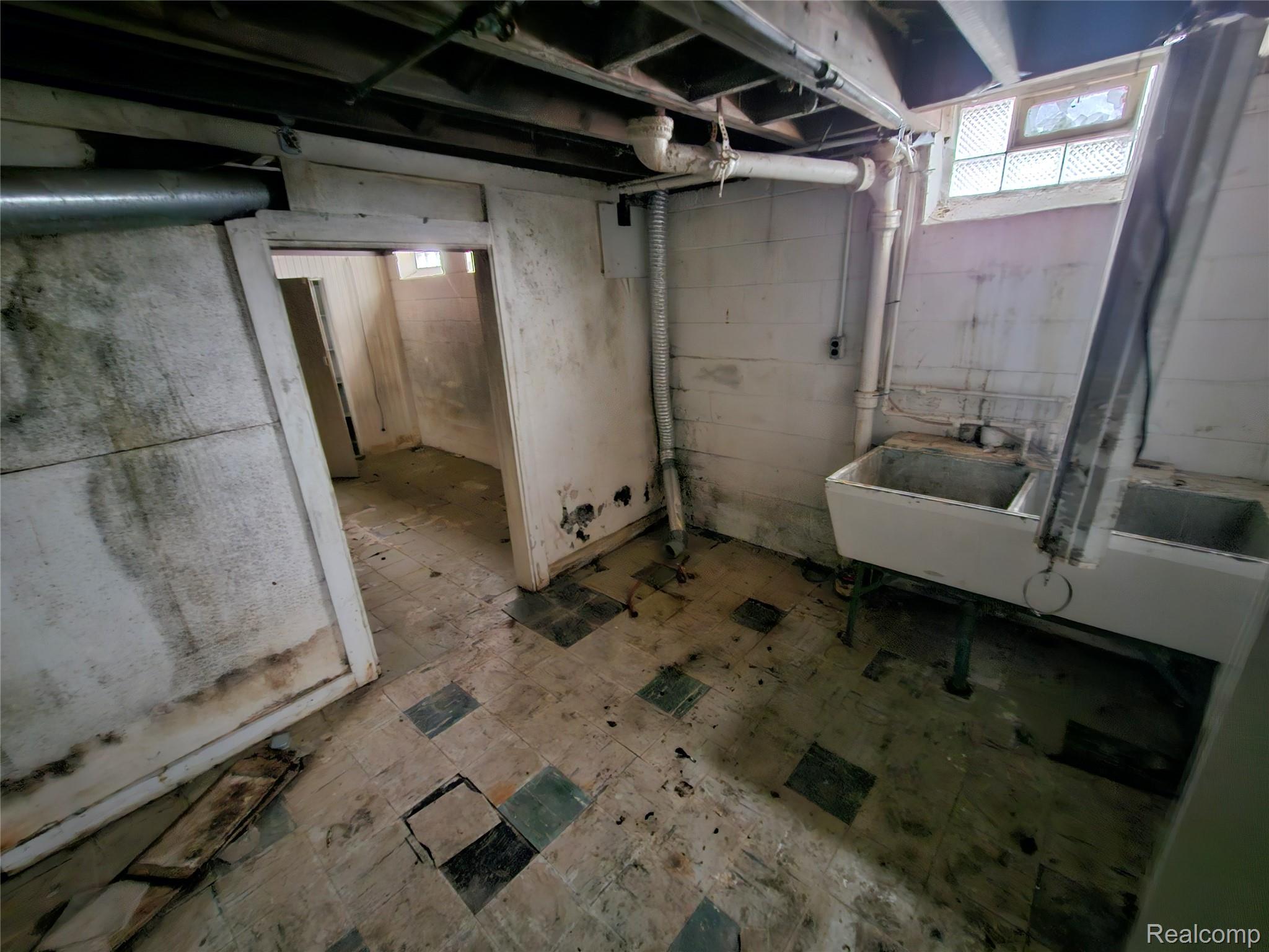 19442 Moross Road Detroit, MI 48224 - Photo 48 of 48 View of basement