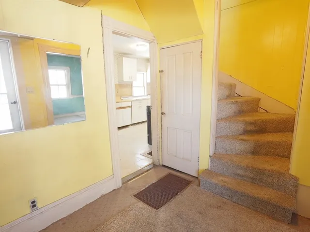 $585,000 | 8 Curve Street, Newton, MA 02465