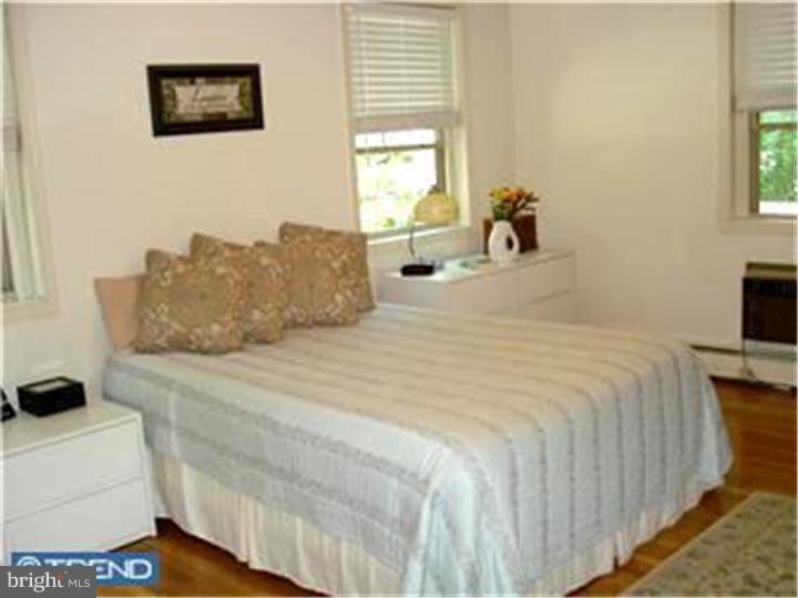 383 Lakeside Road, Unit 206 Ardmore, PA 19003 - Photo 5 of 8 Bedroom - Main