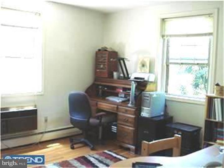 383 Lakeside Road, Unit 206 Ardmore, PA 19003 - Photo 6 of 8 Bedroom 2