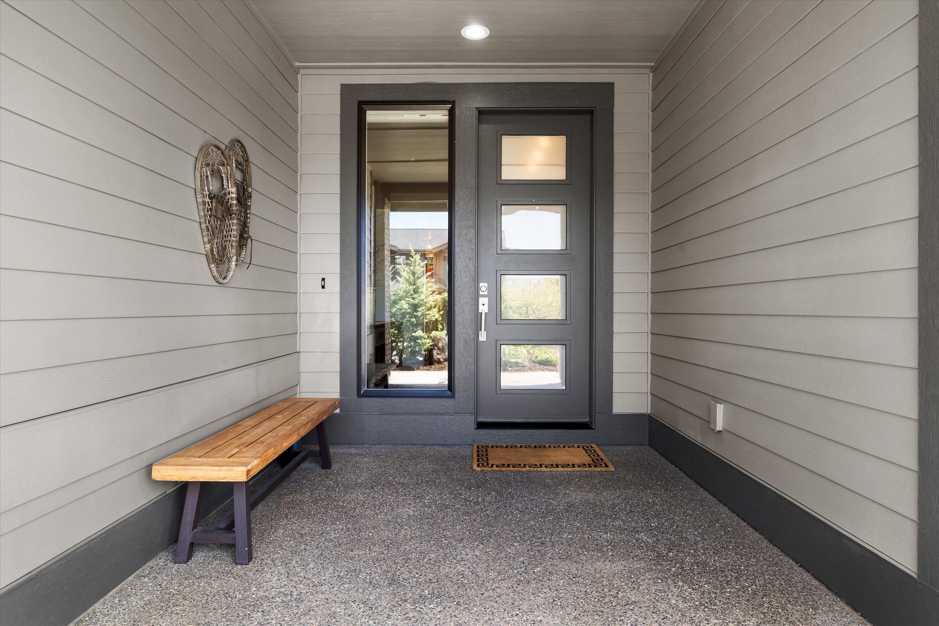 60886 Southwest Headwaters Loop Bend, OR 97702 - Photo 3 of 62 Gallery Image 3