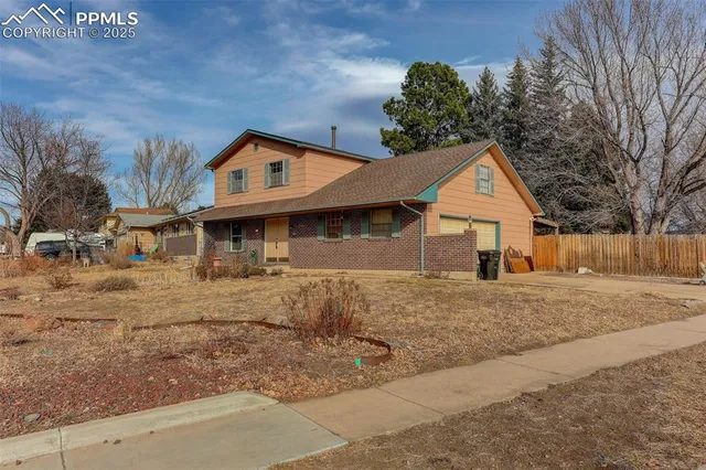 $425,000 | 2801 Dawn Drive, Colorado Springs, CO 80918