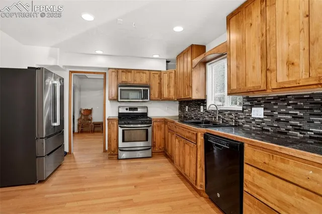 $425,000 | 2801 Dawn Drive, Colorado Springs, CO 80918