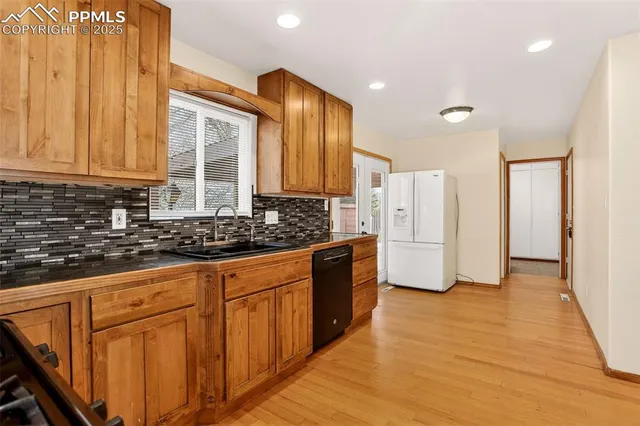 $425,000 | 2801 Dawn Drive, Colorado Springs, CO 80918