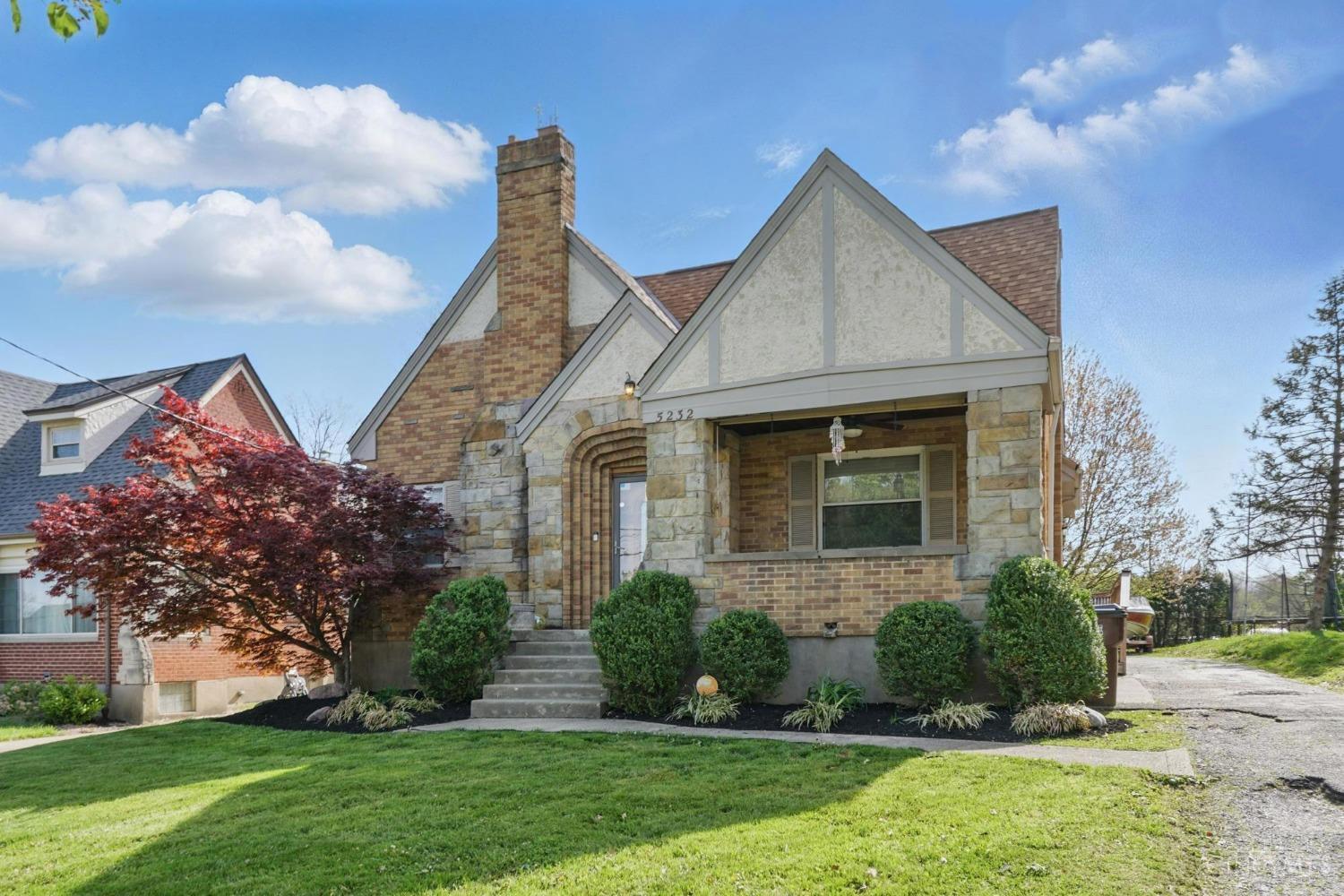 5232 Relluk Drive Cincinnati, OH 45238 - Photo 2 of 54 Gallery Image 2
