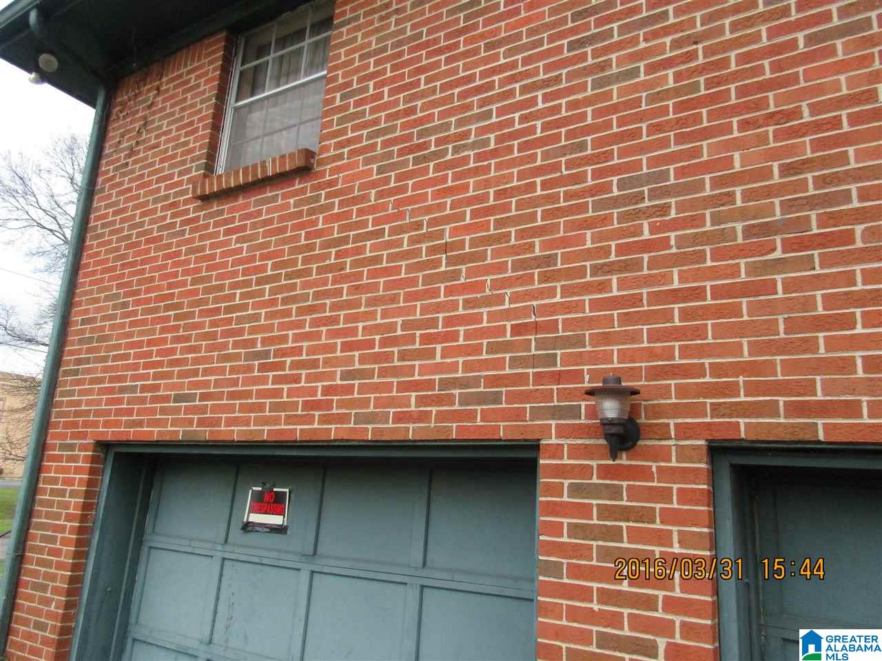 704 Goldwire Way Southwest Birmingham, AL 35211 - Photo 7 of 9