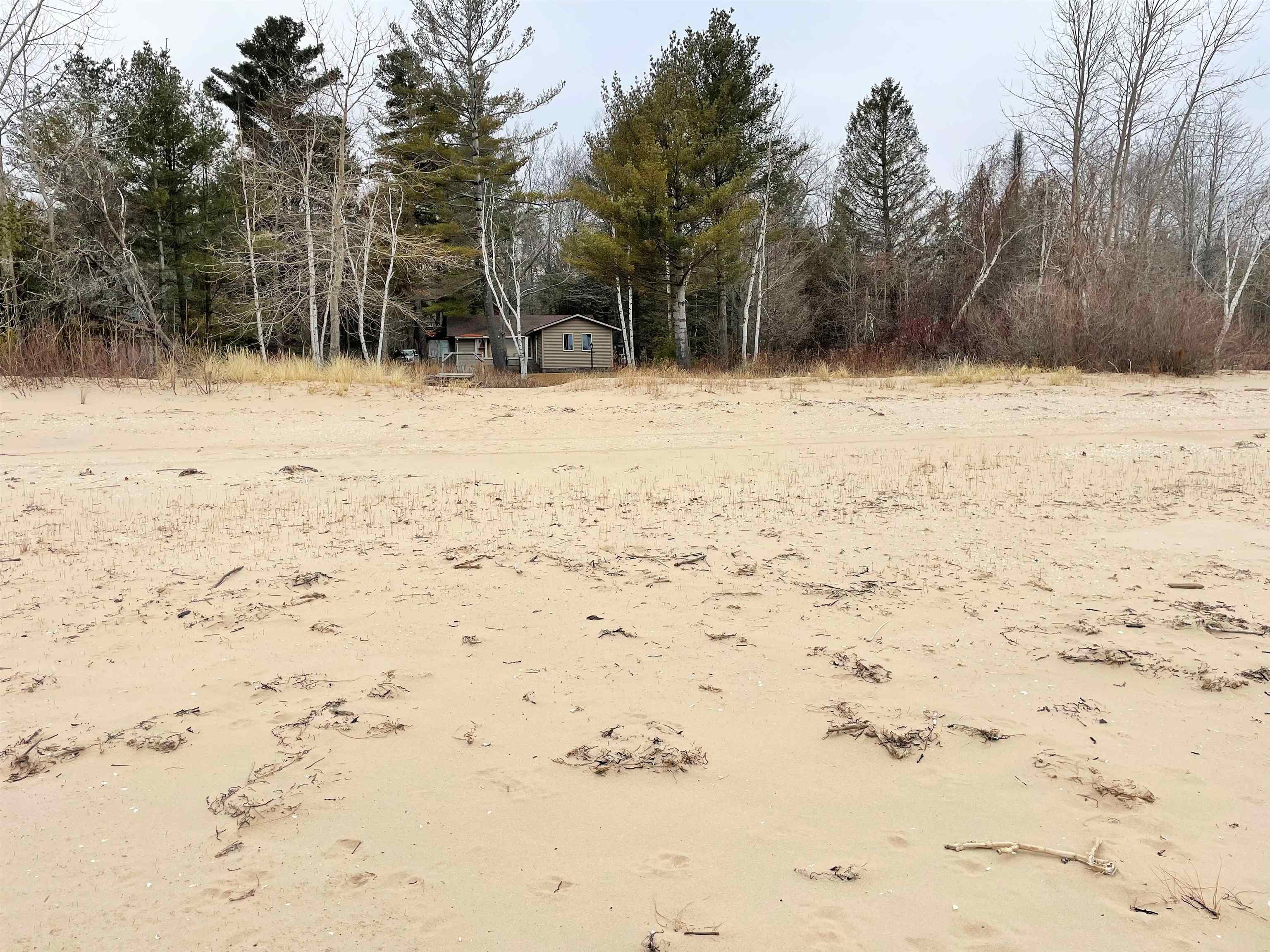6134 Ridge Road Oscoda, MI 48750 - Photo 29 of 37 1907653-28.JPG