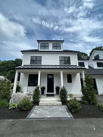 $1,885,000 | 134 Hillside Avenue, Unit 134, Needham, MA 02494