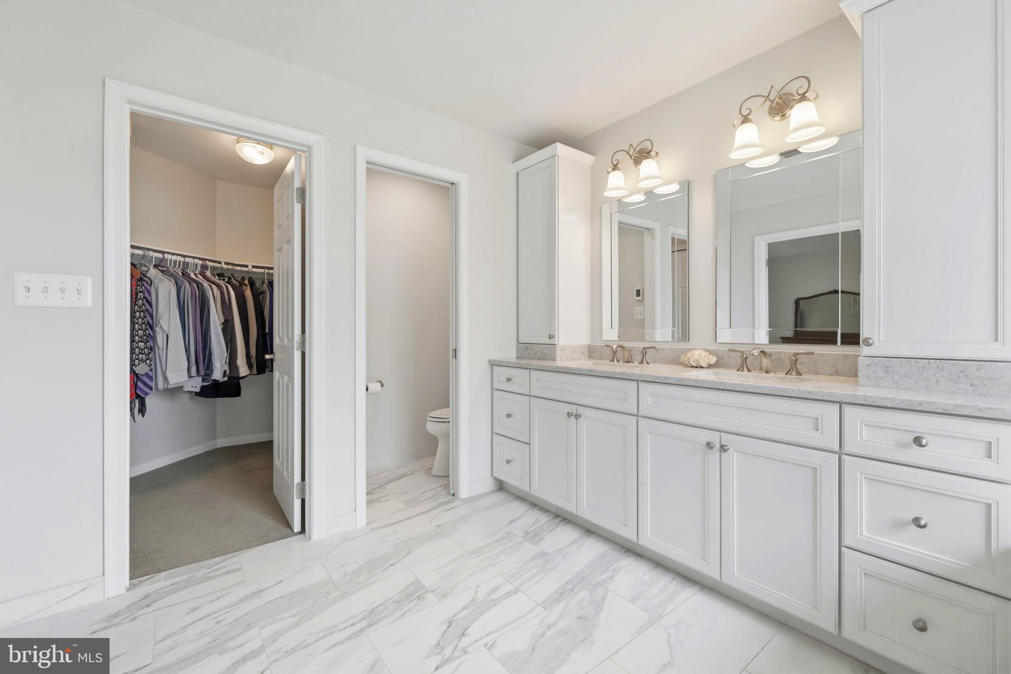 813 Duncan Place Southeast Leesburg, VA 20175 - Photo 45 of 90 Custom Cabinets and 2nd Walk In Closet