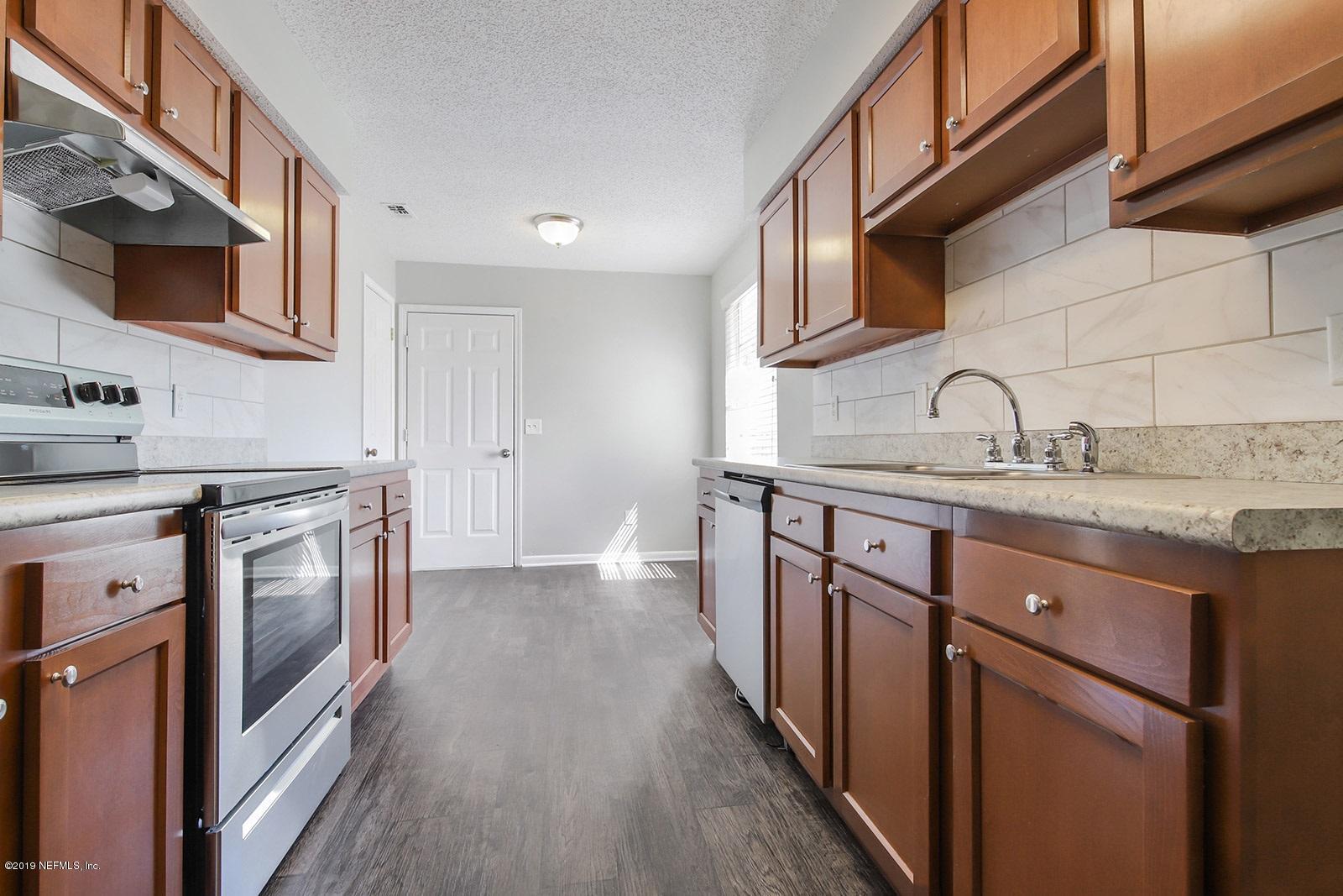 5334 Clarendon Road Jacksonville, FL 32205 - Photo 11 of 25 Kitchen 2