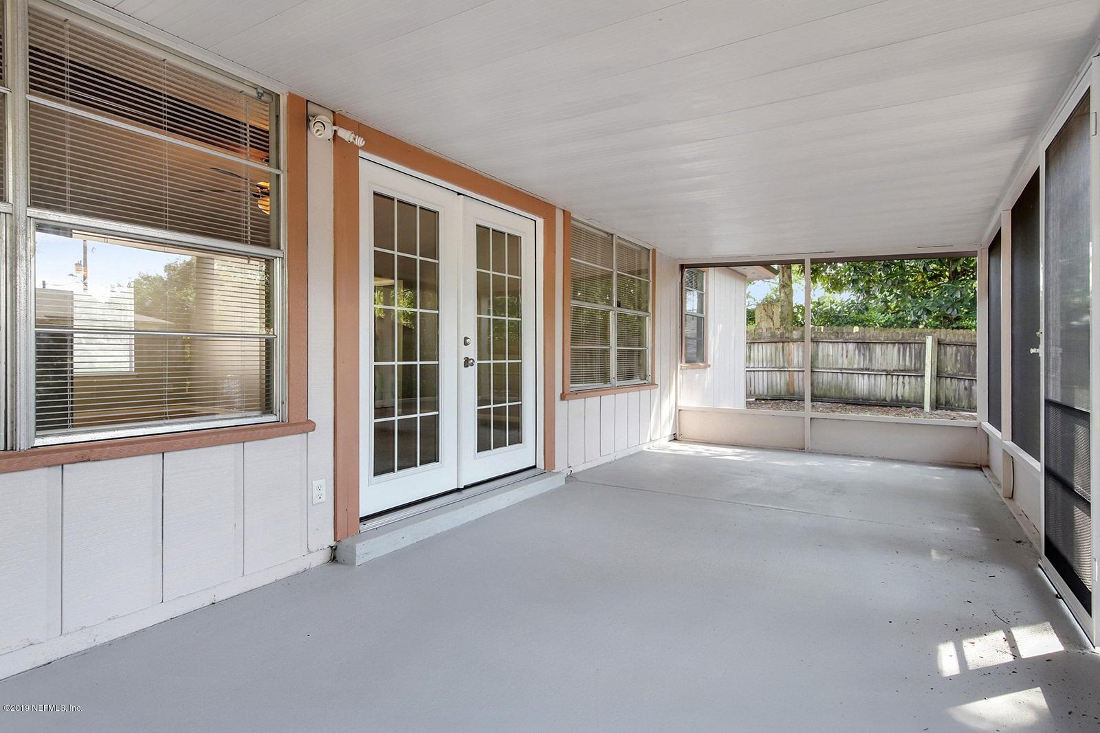 5334 Clarendon Road Jacksonville, FL 32205 - Photo 23 of 25 Screened Patio