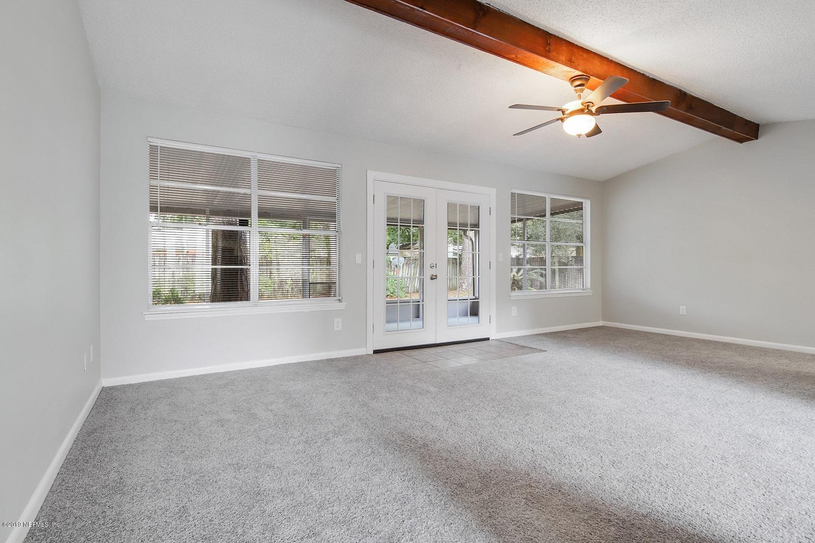 5334 Clarendon Road Jacksonville, FL 32205 - Photo 5 of 25 Great Room