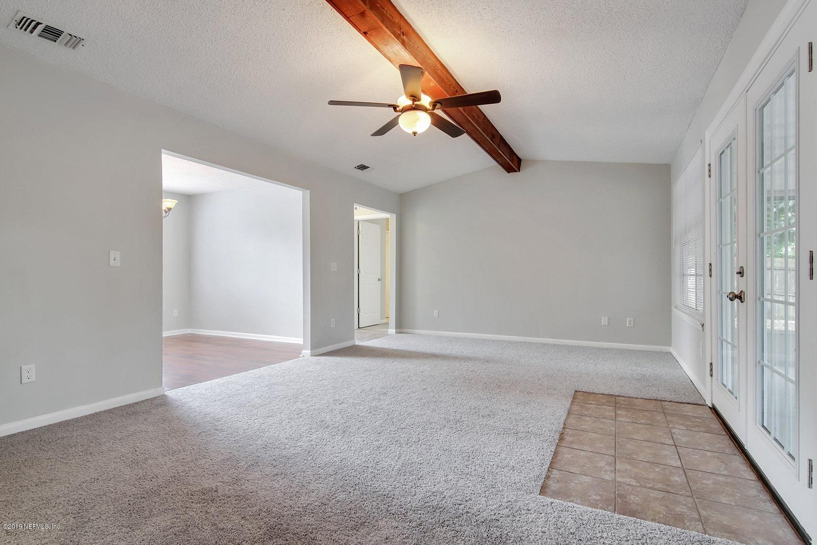 5334 Clarendon Road Jacksonville, FL 32205 - Photo 7 of 25 Great Room 3