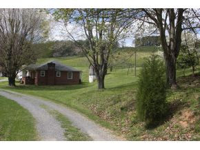 16528 Mountain Spring Road Abingdon, VA 24210 - Photo 19 of 24 your own country lane