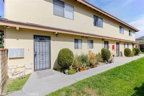 $1,600,000 | 12422 Clearglen Avenue, Whittier, CA 90604