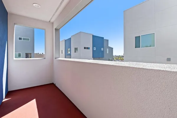 $791,000 | 9873 MacArthur Boulevard, Unit F, Oakland, CA 94605