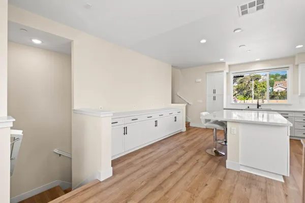 $791,000 | 9873 MacArthur Boulevard, Unit F, Oakland, CA 94605