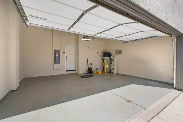 $791,000 | 9873 MacArthur Boulevard, Unit F, Oakland, CA 94605