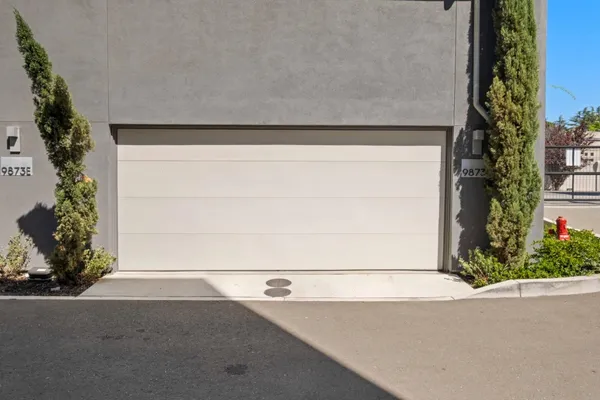 $791,000 | 9873 MacArthur Boulevard, Unit F, Oakland, CA 94605