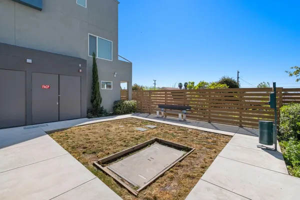 $791,000 | 9873 MacArthur Boulevard, Unit F, Oakland, CA 94605