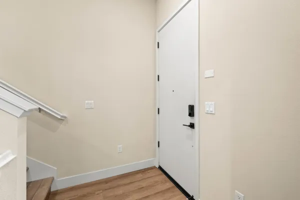 $791,000 | 9873 MacArthur Boulevard, Unit F, Oakland, CA 94605