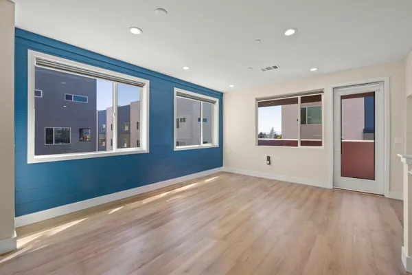 $791,000 | 9873 MacArthur Boulevard, Unit F, Oakland, CA 94605