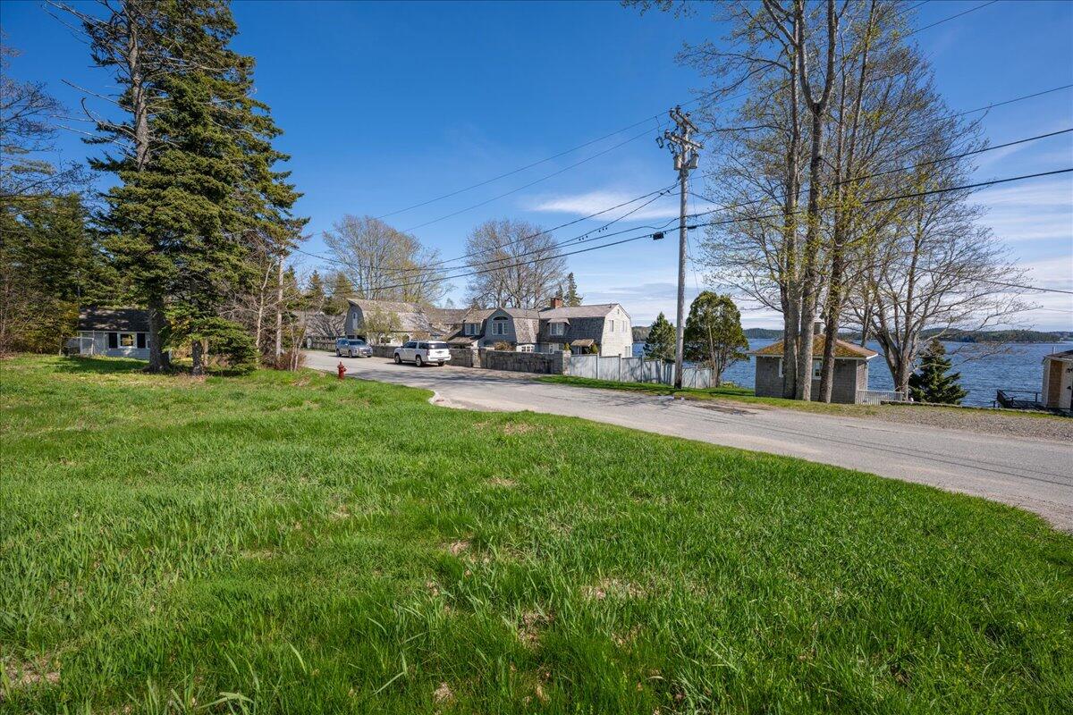 M17-l15 Perkins Street Castine, ME 04421 - Photo 4 of 21 44-Perkins St. (17 of 18)