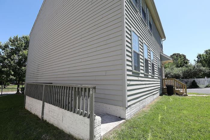 221 Seamaster Road Essex, MD 21221 - Photo 6 of 65