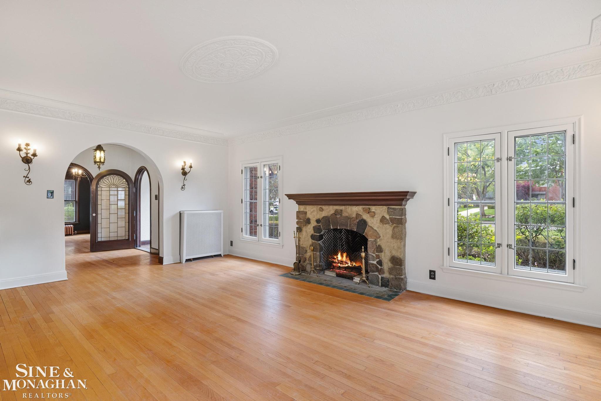 1350 Buckingham Road Grosse Pointe Park, MI 48230 - Photo 13 of 51