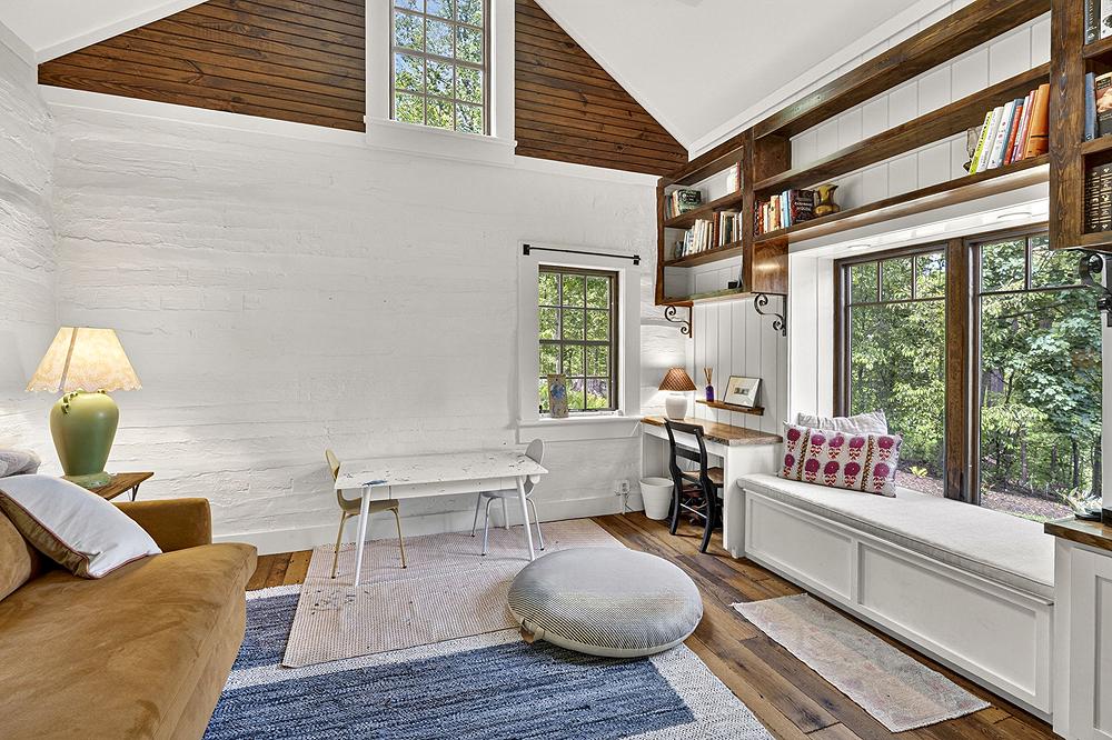 4439 Old Forge Road Luray, VA 22835 - Photo 16 of 101 Library/TV Room