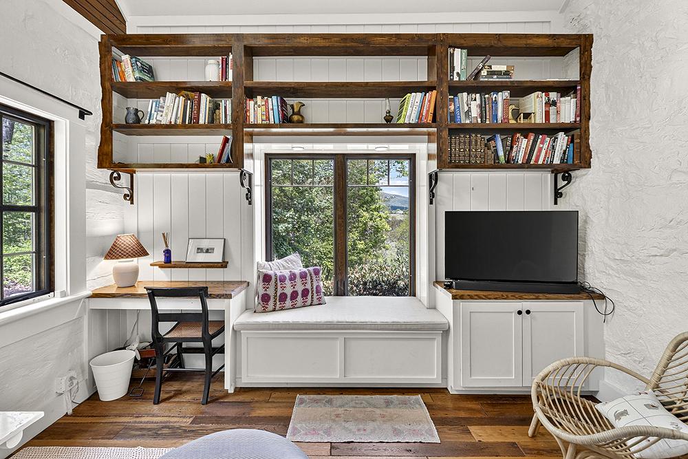 4439 Old Forge Road Luray, VA 22835 - Photo 19 of 101 Library/TV Room