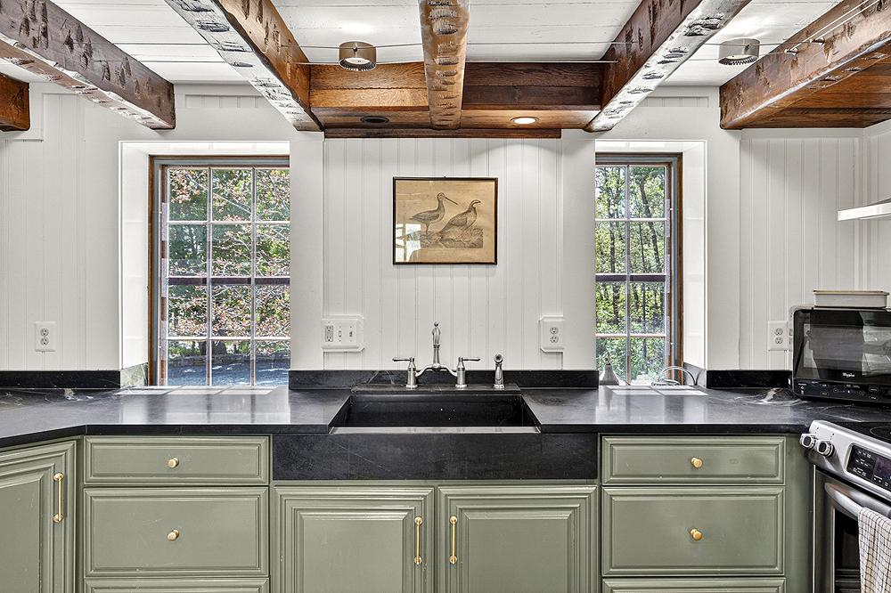 4439 Old Forge Road Luray, VA 22835 - Photo 29 of 101 Kitchen