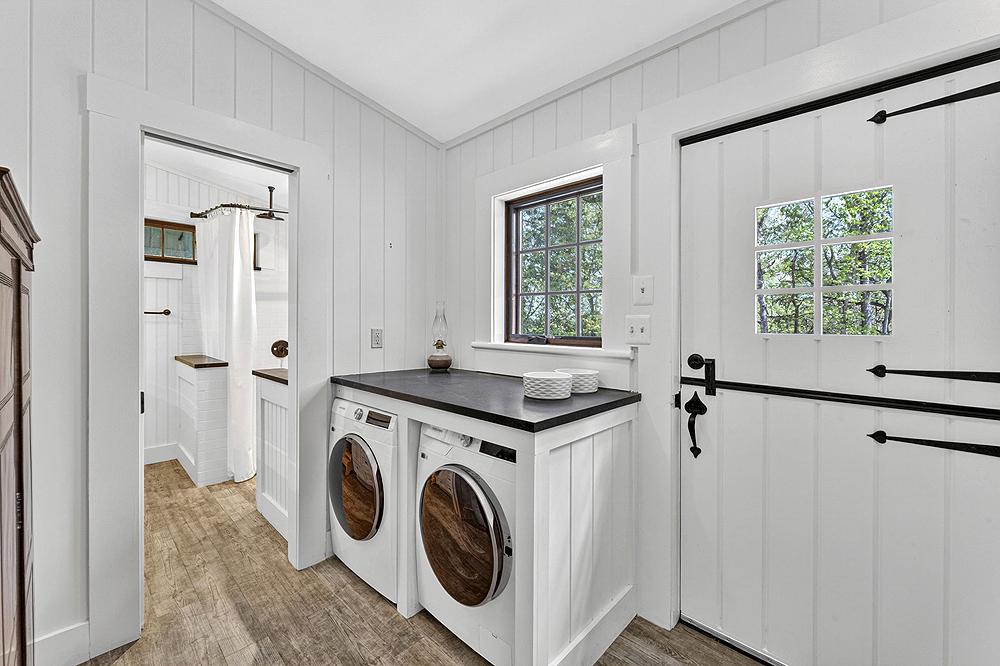 4439 Old Forge Road Luray, VA 22835 - Photo 35 of 101 Laundry